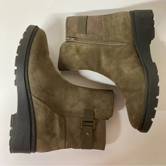 Clarks Women's Calla Green Suede Size 8 Ankle Boots Buckle Side Zip - Picture 6 of 14